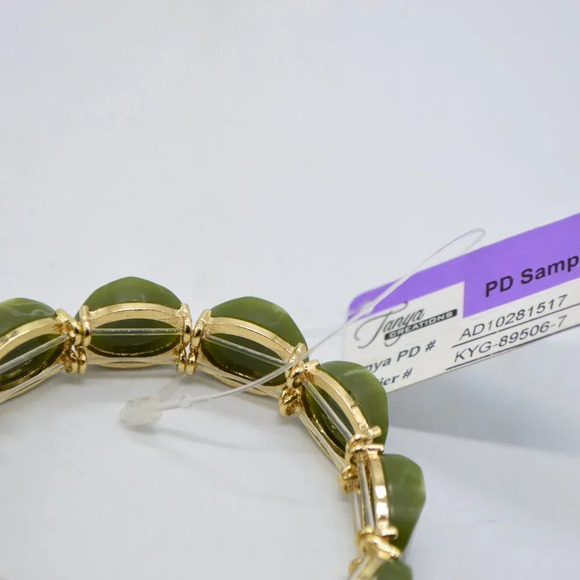 Tanya creations green faux stone bracelet - Picture 5 of 5